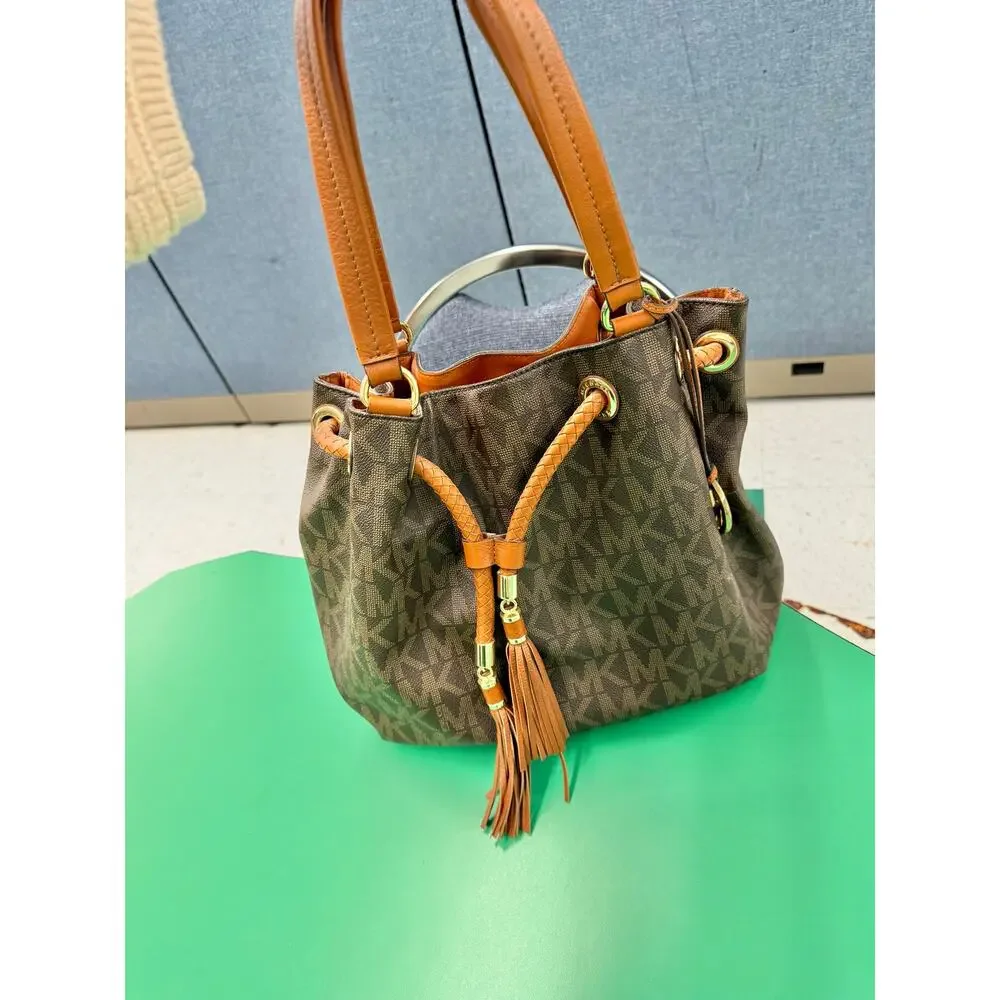 Michael Kors MK Jet Set Signature Fringe Tassel Logo Large Hobo Bag Purse Brown